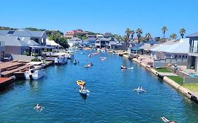 Jeffreys Bay - Life On The Canals
